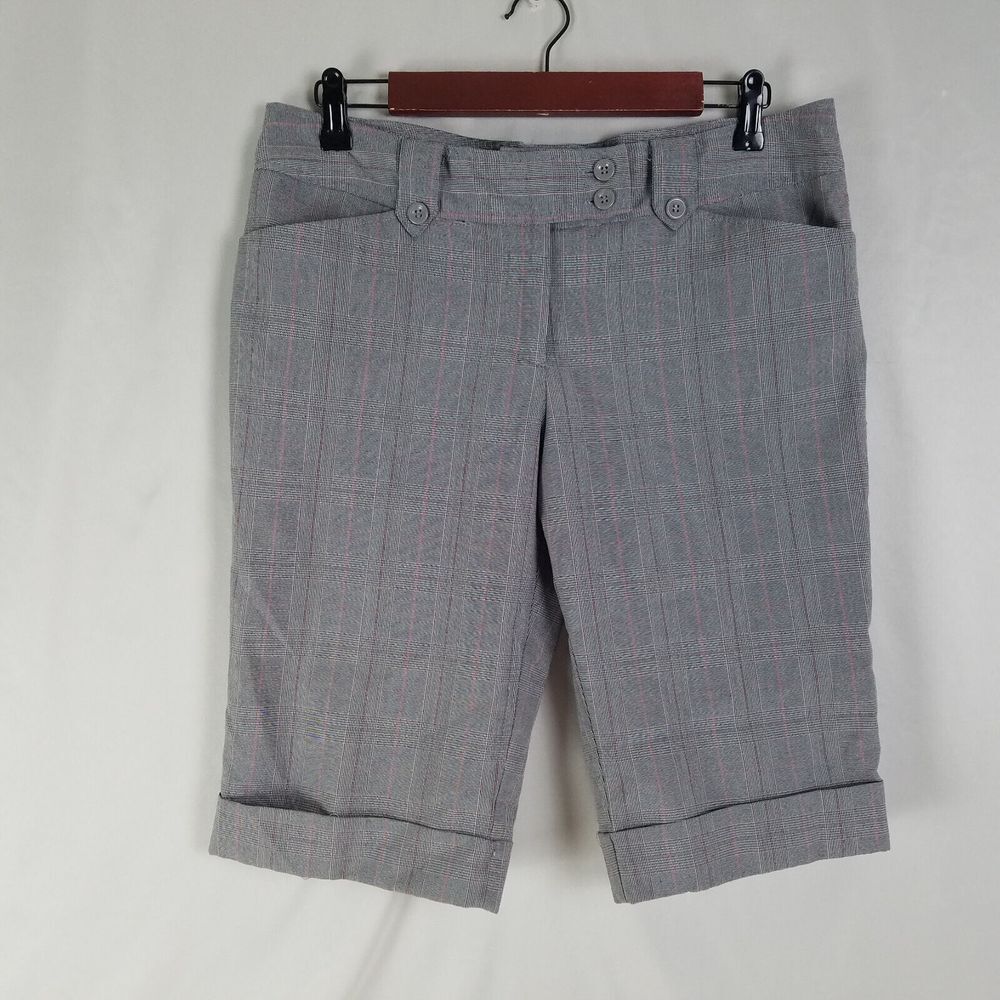Tracy Evans‎ Dress Shorts Juniors 11 Gray Pink Plaid Mid Rise Cuffed Bermuda